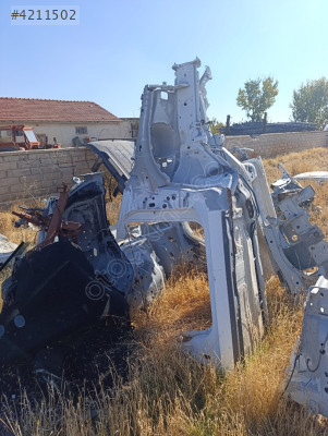 Focus 2 sağ ön podya şase