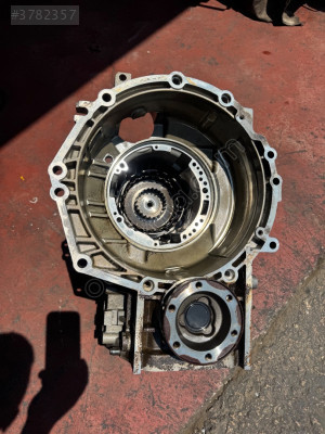 VOLKSWAGEN BORA OTOMATİK VİTES DEFRANSİYEL ÇIKMA BOŞ KUTU KOMPLE