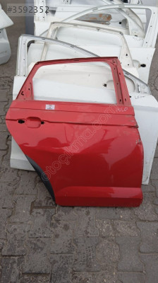 VW Polo Orjinal Sağ Arka Kapı - Çıkma Parça