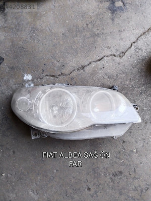 FİAT ALBEA SAĞ VE SOL FAR TAKIMI AZ HASARLI 2005-2012