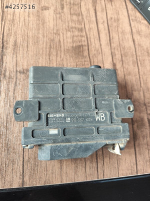 Opel Vectra a motor beyni 90337605 orjinal çıkma