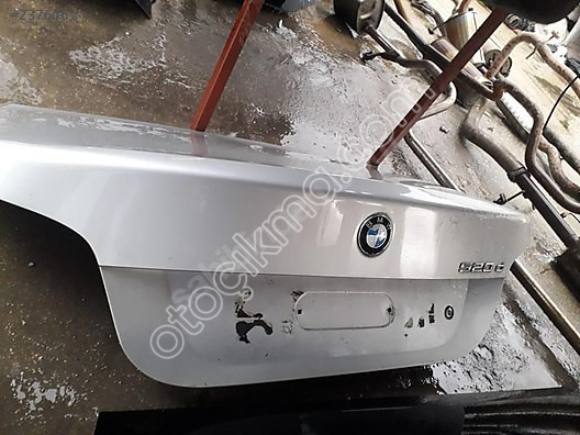 BMW E60 BAGAJ KAPAGI GUCMANLAR OTO