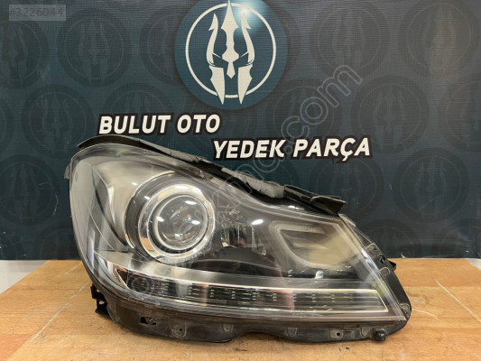 MERCEDES C SERİ W204 SAĞ FAR XENON A2048204439