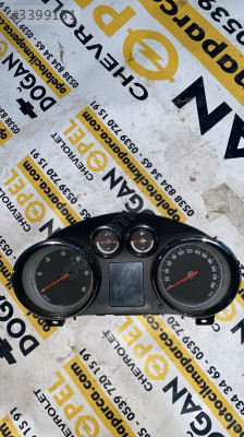 Opel Astra J Dizel Kilometre Saati gösterge Paneli 13374901