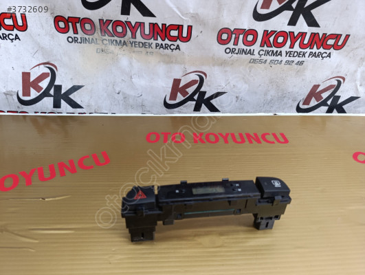 HYUNDAİ ERA DÖRTLÜ FLAŞÖR DÜĞMESİ