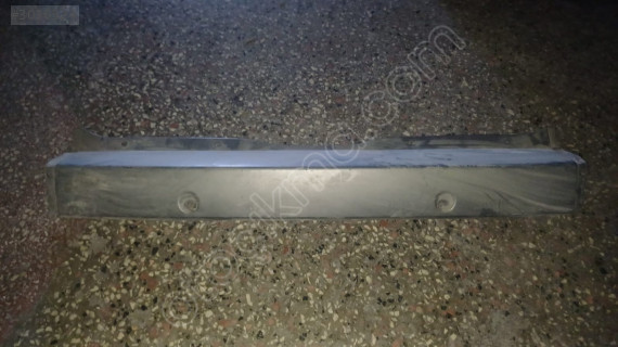 2009-2013 Renault Scenic 3 arka tampon şeridi orta