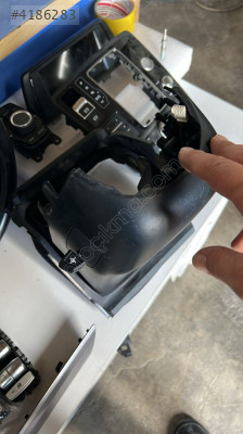 Bmw 5 serisi f10 elektrikli direksiyon bakalit çerçevesi iç trim