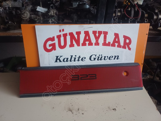 Mazda 3.23 Reflektör