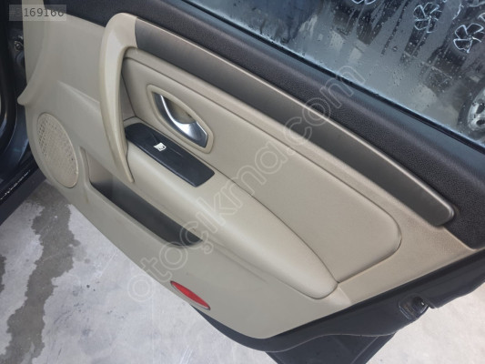 renault laguna 2008 sağ ön kapı döşemesi (son fiyat)