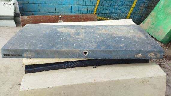 Ford Taunus bagaj kapağı