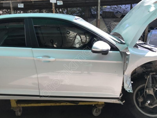 VOLKSWAGEN PASSAT 2015 2024 SAĞ ÖN KAPI SÖKME DOLU 3G0831056