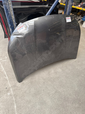 Peugeot 2008 ön kaput gri