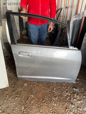 HONDA JAZZ SAĞ ARKA KAPI ÇIKMA ORJİNAL