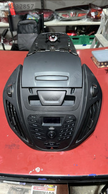 2016 FORD COURİER  TEYP VE PANEL