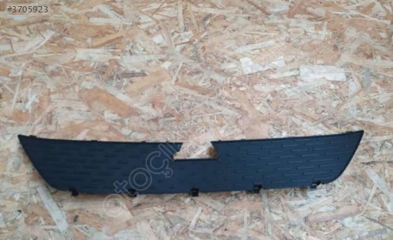 Peugeot 2008 ön tampon tapası 9839248880