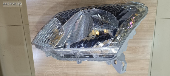 ISUZU D-MAX SOL ÖN FAR