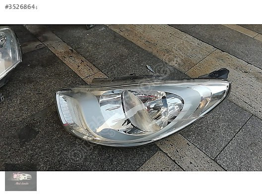 Hyundai Accent Blue 2010 model sol far orjinal çıkma