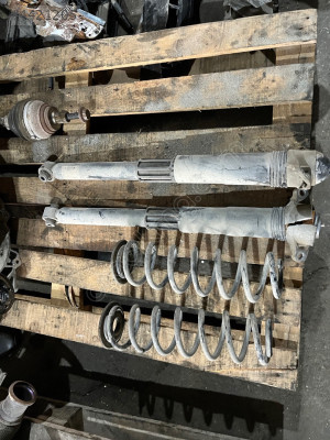 Ww PASSAT B8 ARKA AMORTISÖR HELEZON