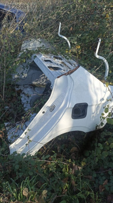PEJO 301 KESME ARKA KAYHANLAR OTO ÇIKMA