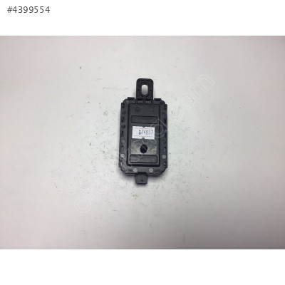 BMW 1 F20 F21 Anten Ampilifaktörü A2C53371480 9252651-02