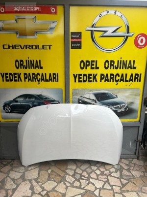 Opel Corsa f beyaz kaput çıkma Orjinal Corsa kaput
