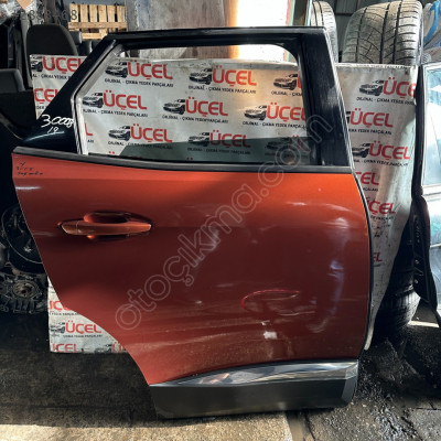PEUGEOT 3008 18 SAĞ ARKA KAPI ÜÇEL OTO ÇIKMA BURSA