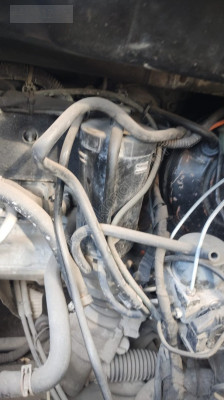 MİTSUBİSHİ COLT BENZİN FİLTRE KUTUSU