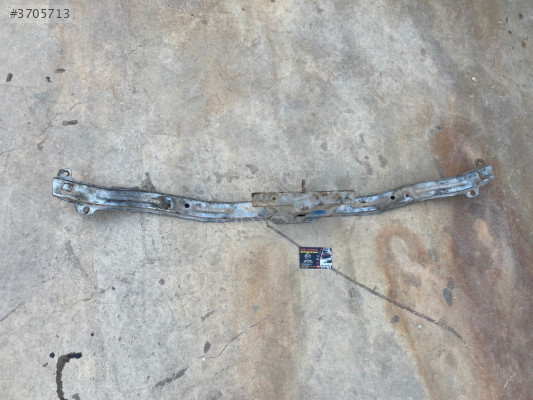 Nissan Almera Orjinal Hatasız Ön Tampon Bıyık Sacı 2000-2003
