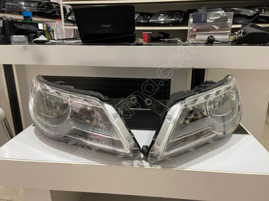 VOLKSWAGEN TİGUAN SAĞ SOL ÖN FAR