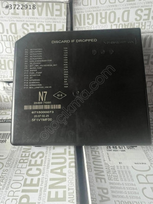 Upc Beyni Sigorta Kutusu 284B67108R 284B46401R RENAULT MEGANE IV