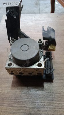 Dacia Logan Sandero Duster ABS beyni 476604621R