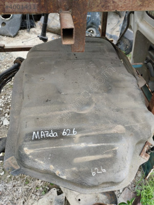 Mazda 626 yakıt deposu