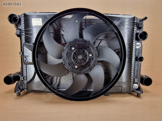 MERCEDES-BENZ W204 - W212 FAN MOTORU 400W 2045000393