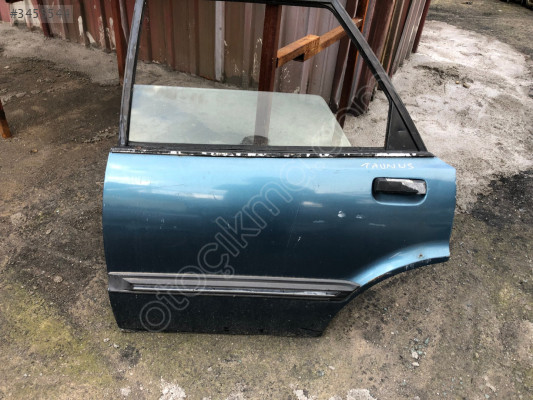 Ford Taunus Çıkma Sol Arka Kapı