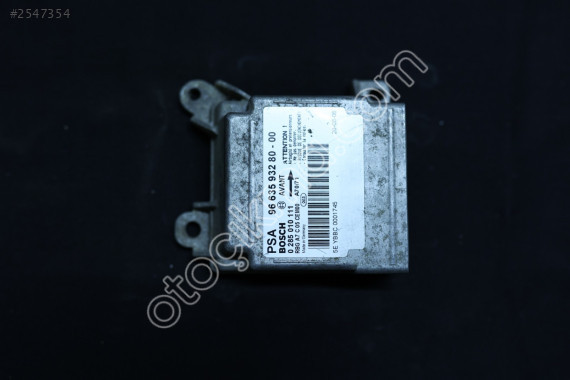 peugeot 207  96 635 932 80-00 0 285 010 111 AİRBAG BEYNİ