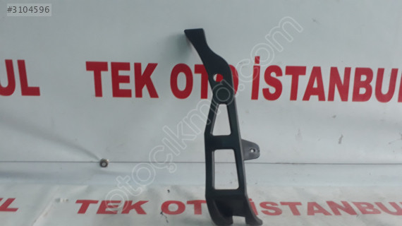 Mercedes A 176 BRAKET ÖN TAMPON SAĞ BRAKETİ A1768850914