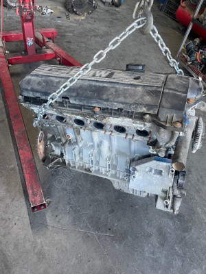 Bmw 528 i motor sıfır yapılı çalışma garantili