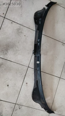 9614169080 - 9614168980 Peugeot 306 Ön Cam Izgarası (Çıkma)