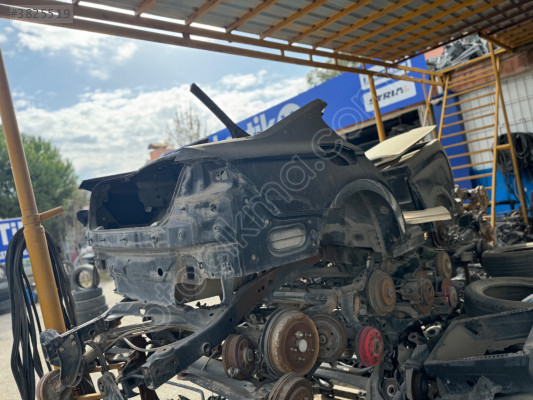 Passat B8 arka kıç arka Çamurluk kapı Çamurluk