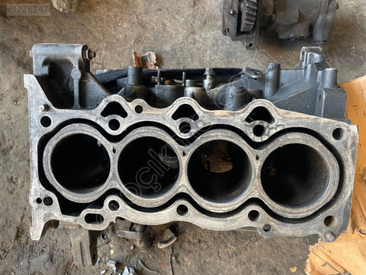 TOYOTA YARİS 1.4 D4D BLOK