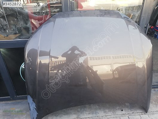 AUDİ A4 ÇIKMA ORJİNAL ÖN KAPUT TEMİZ