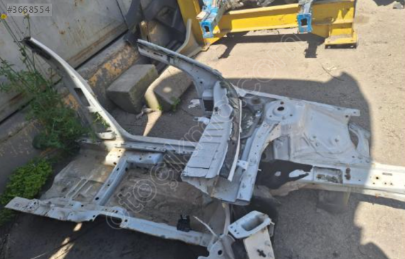 SKODA OCTAVİA 2013 2020 SOL ÖN ŞASE VE MARŞPİYEL 5E0810125A