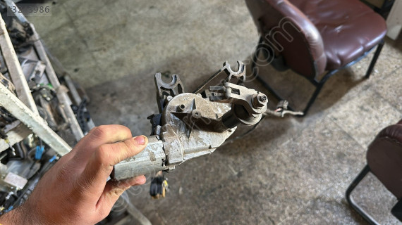 2005-2007 WV POLO ARKA SİLGİ MOTORU ORJ ÇIKMA