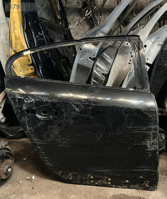 RENAULT FLUENCE SAĞ ARKA KAPI