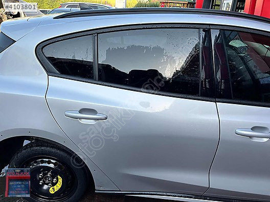 FORD FOCUS 4 GRİ SAĞ ARKA KAPI HATASIZ 2019-2025