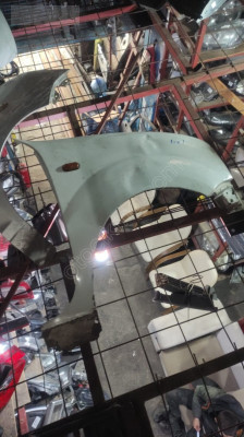Kangoo 1 sağ ön çamurluk