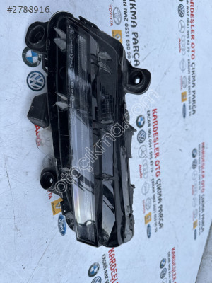 Peugeot 3008 sağ ön gündüz Led far