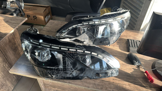 PEUGEOT 3008 GT MERCEKLİ SAĞ-SOL FAR 9826572780