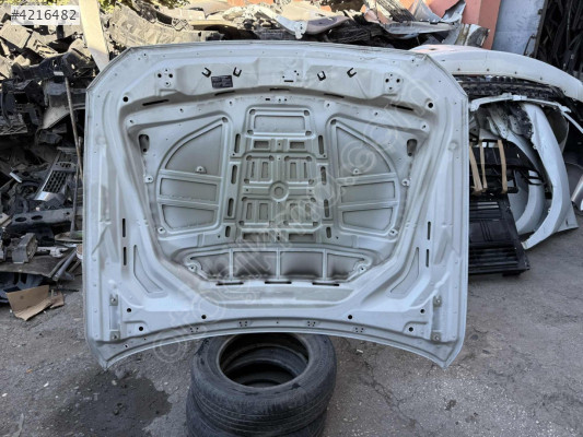 BMW F10 boyasız kaput