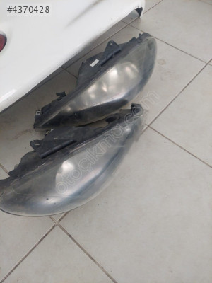 PEUGEOT 206 SAĞ FAR